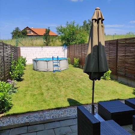 Ubytovani Ema Lägenhet Valtice Exteriör bild