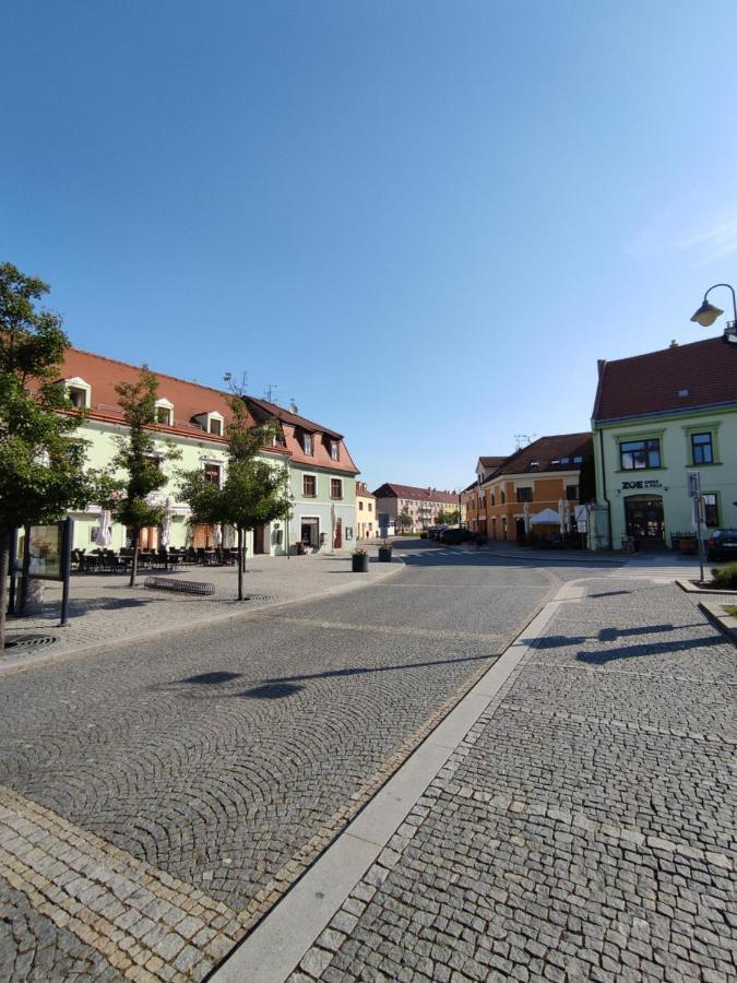 Ubytovani Ema Lägenhet Valtice Exteriör bild